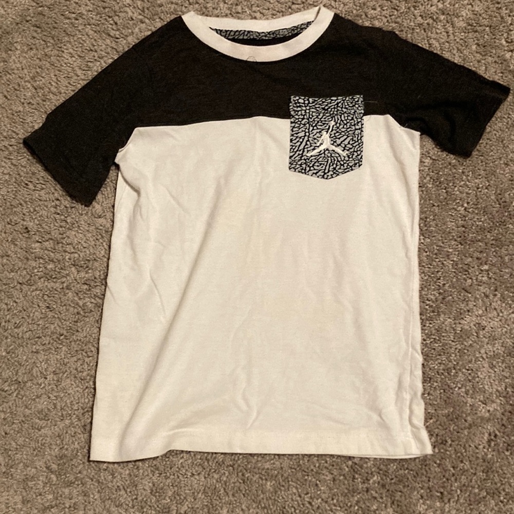Jordan tee shirt boys